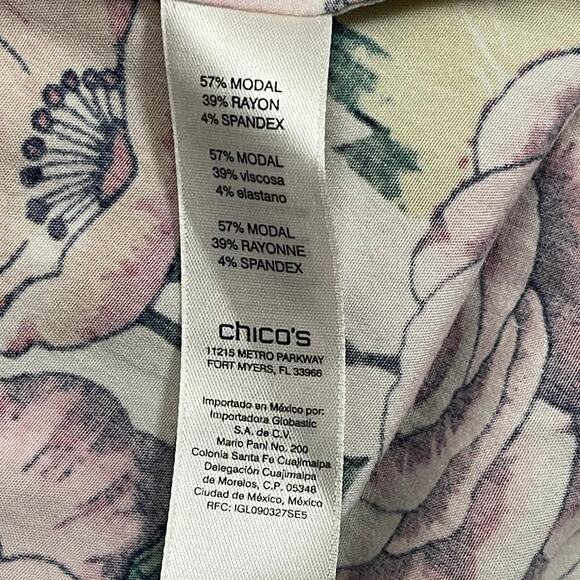 Chicos Size 2 Silky Soft Floral Tiles Tunic Chest Pockets Hi Lo Blouse Top - Picture 4 of 10